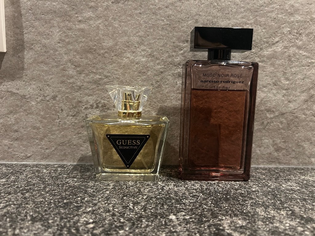 Parfum, Enlèvement, Comme neuf