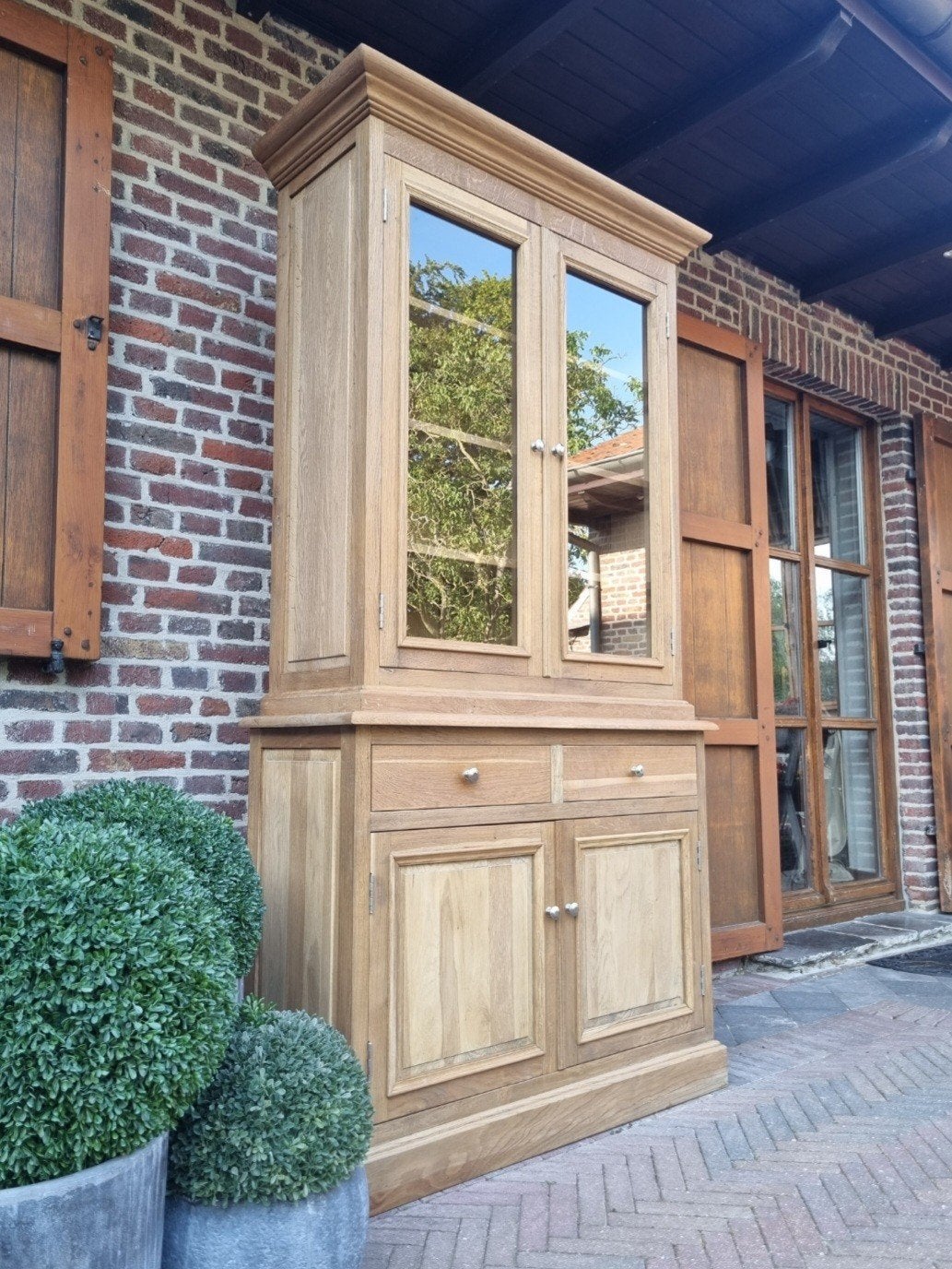 buffet/vitrine en chêne ART :, 25 à 50 cm, ., Enlèvement, Chêne