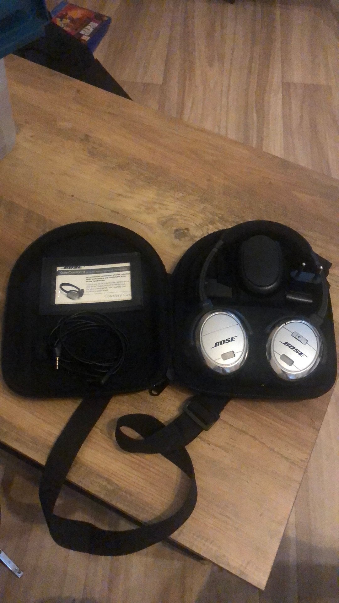 Casque Bose QC 3.  Complet très Bon état 50 euros, TV, Hi-fi & Vidéo, Casques audio, Réduction de bruit, Enlèvement, Utilisé, Bose