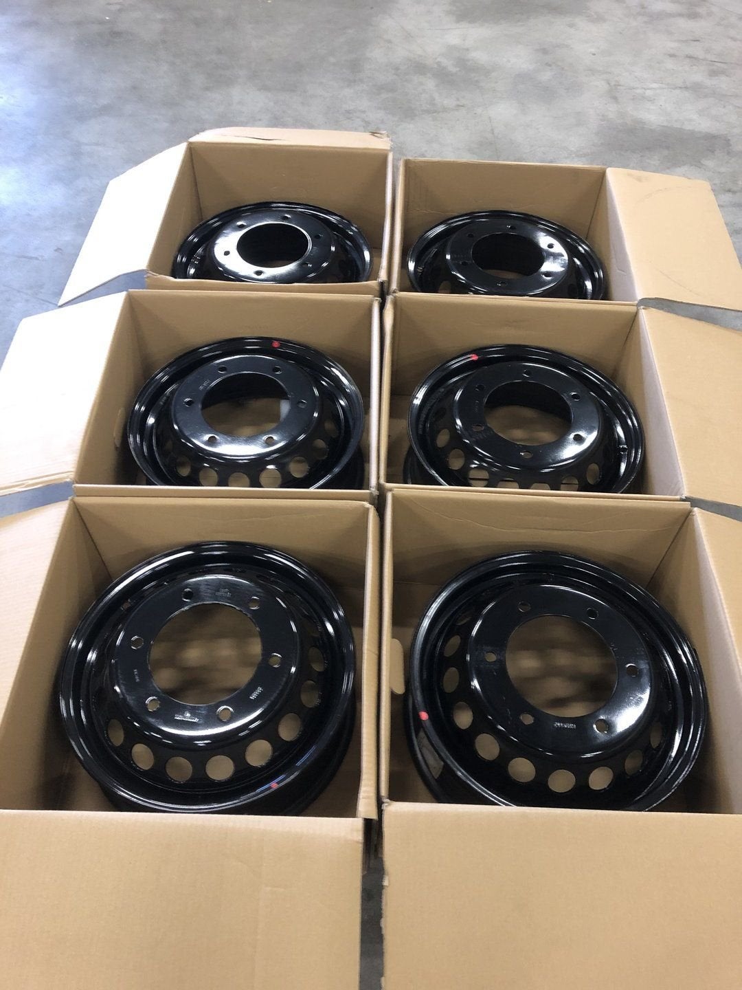 16 inch mercedes sprinter 907 906 dubbullucht PRIJS PER STUK, Auto-onderdelen, Banden en Velgen, -, -, Ophalen of Verzenden, Band(en)