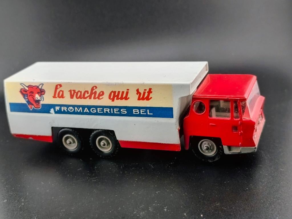 SOLIDO BERLIET LA VACHE QUI RIT REF 304, Ophalen of Verzenden, Gebruikt, Bus of Vrachtwagen, Solido