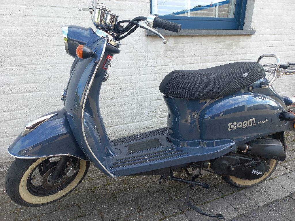 AGM scooter New Flash, Fietsen en Brommers, Ophalen, Gebruikt, 49 cc, Klasse B (45 km/u)