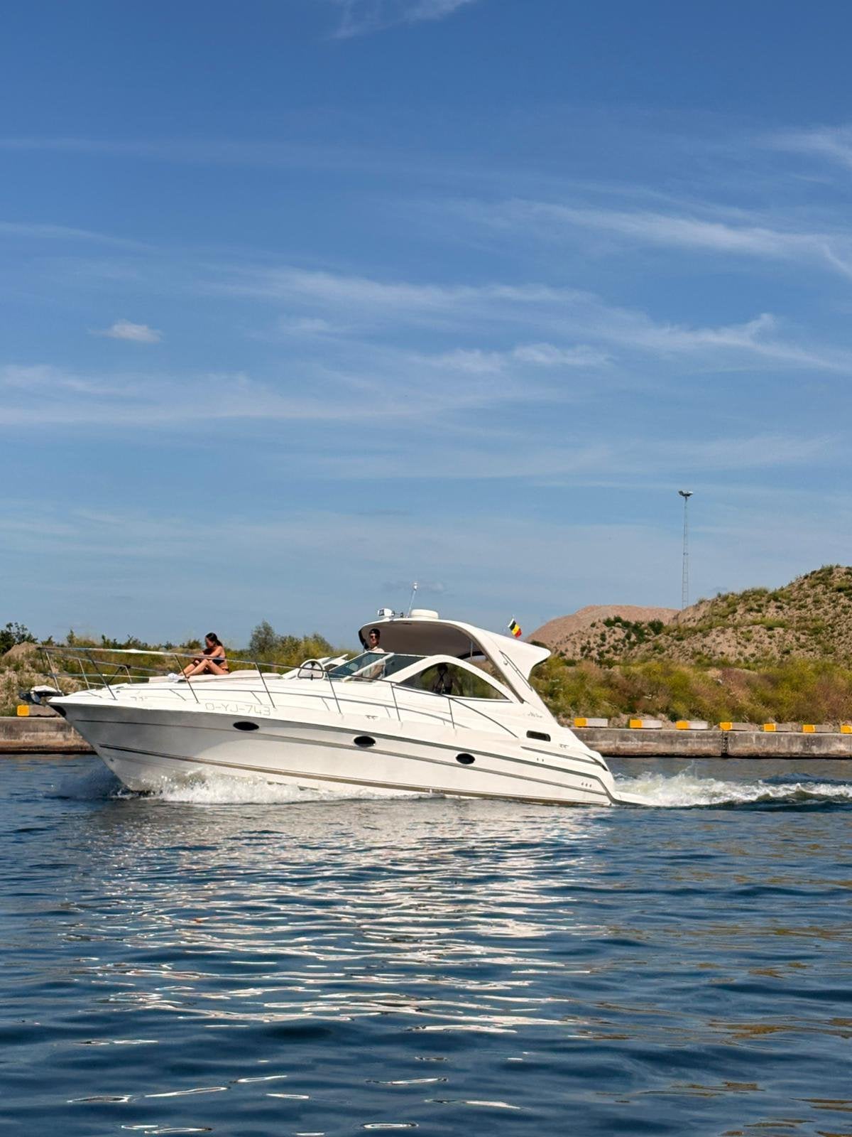 Doral 365SE hardtop 2x volvo penta diesel fairline sunseeke, Sports nautiques & Bateaux, Bateaux à moteur & Yachts à moteur, Diesel
