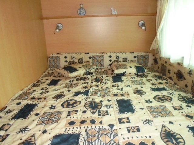 ADRIA 502,fransbed,rondzit,boiler,douche,wc,nieuwe voortent*, Lengtebed, Rondzit, Bedrijf, Adria