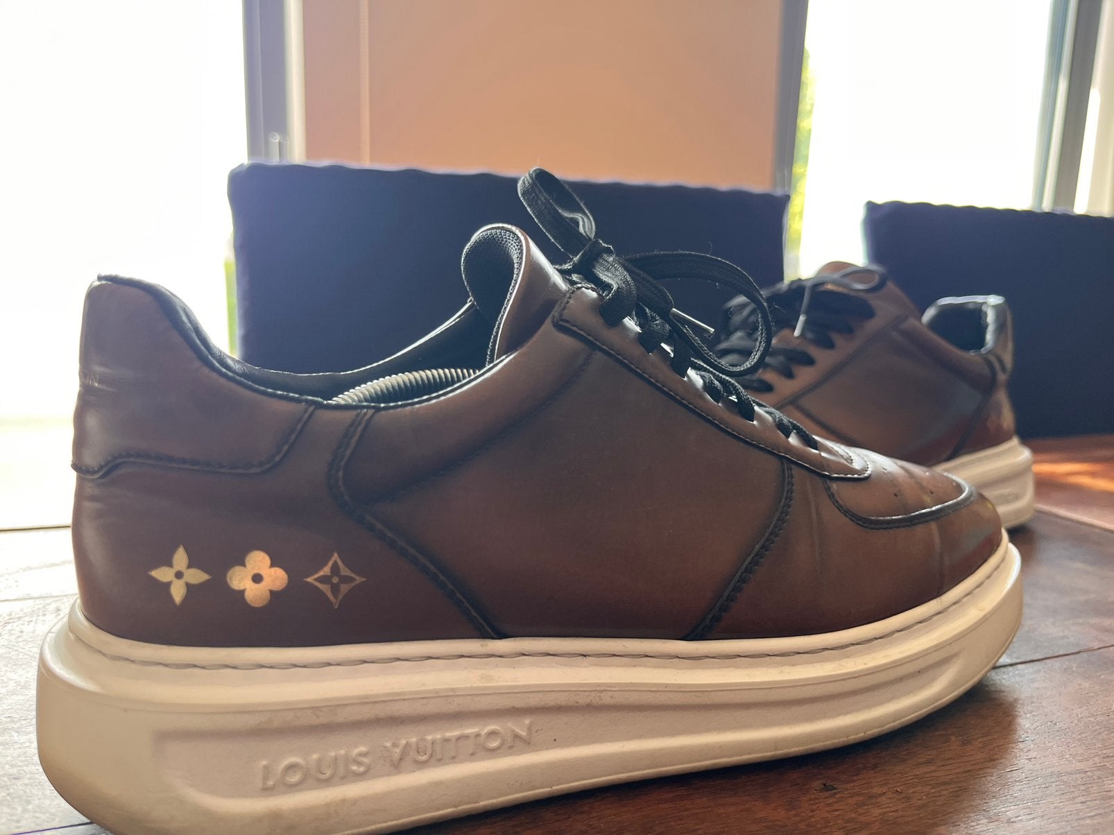 Louis vuitton maat 43, Ophalen, Zo goed als nieuw