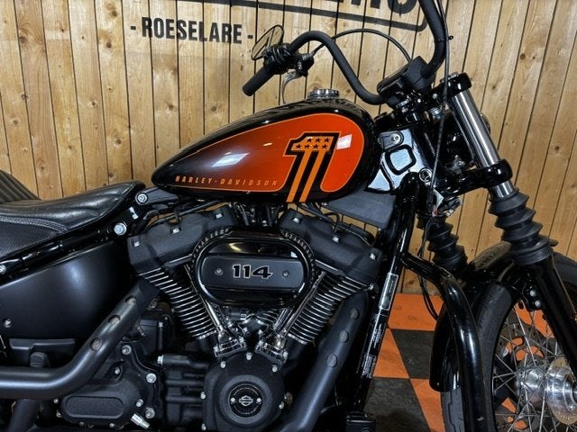Harley-Davidson Street Bob, 1868 cm³, Customerservices@harley‑davidson.com, 3700 West Juneau Avenue
WI 53208  Milwaukee, US, Autre