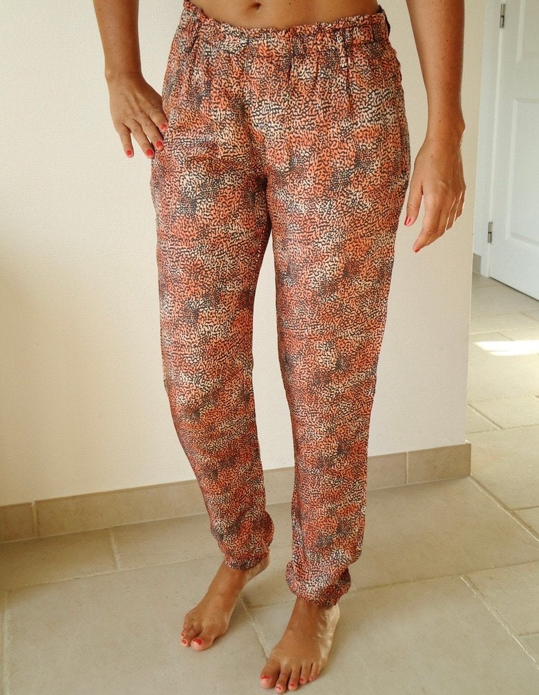 Mooie satijnachtige broek Steps, Kleding | Dames, Steps, Ophalen of Verzenden, Zo goed als nieuw, Maat 34 (XS) of kleiner