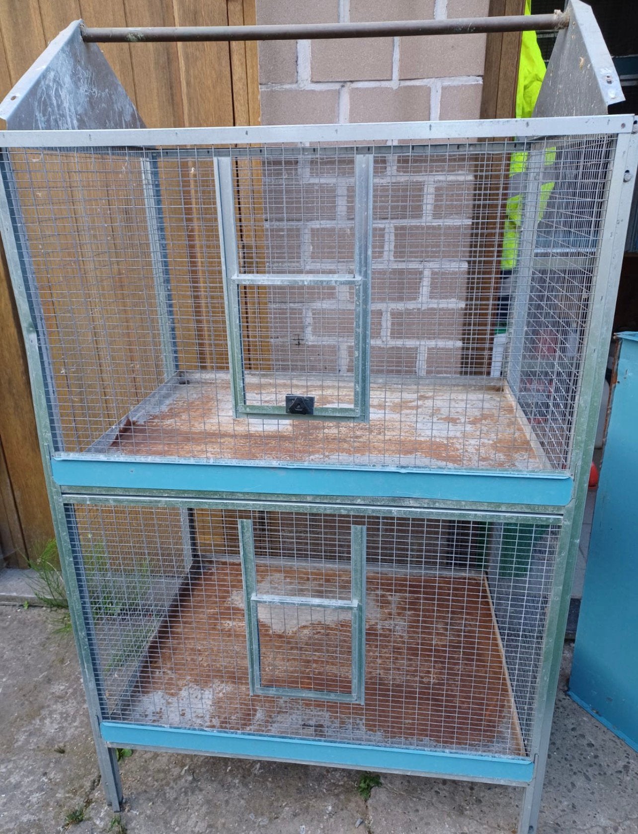Aluminum kooi, Dieren en Toebehoren, Vogels | Hokken en Kooien, Ophalen of Verzenden, Zo goed als nieuw