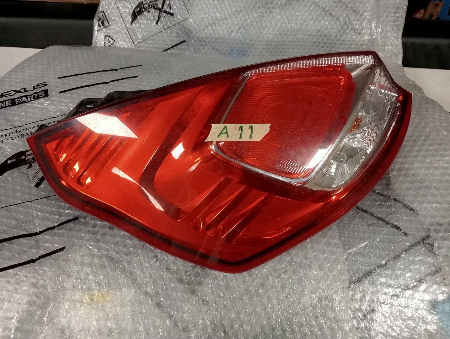 Achterlicht links van een Ford Fiesta, Auto-onderdelen, Gebruikt, -, -, Ophalen of Verzenden