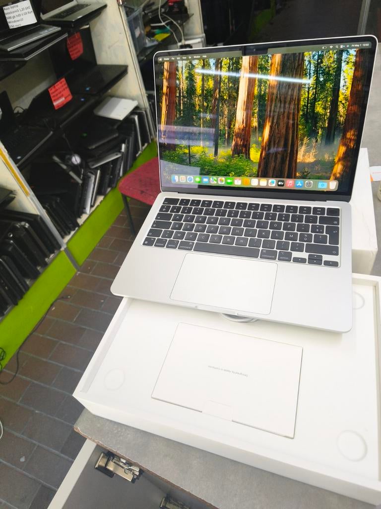 Macbook Air 13 inch 2024 mosel met Apple m3 chip 750 euro, Ophalen, 13 inch, MacBook