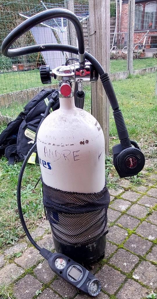Duikfles en duikcomputer, Enlèvement, Utilisé, Ordinateur de plongée