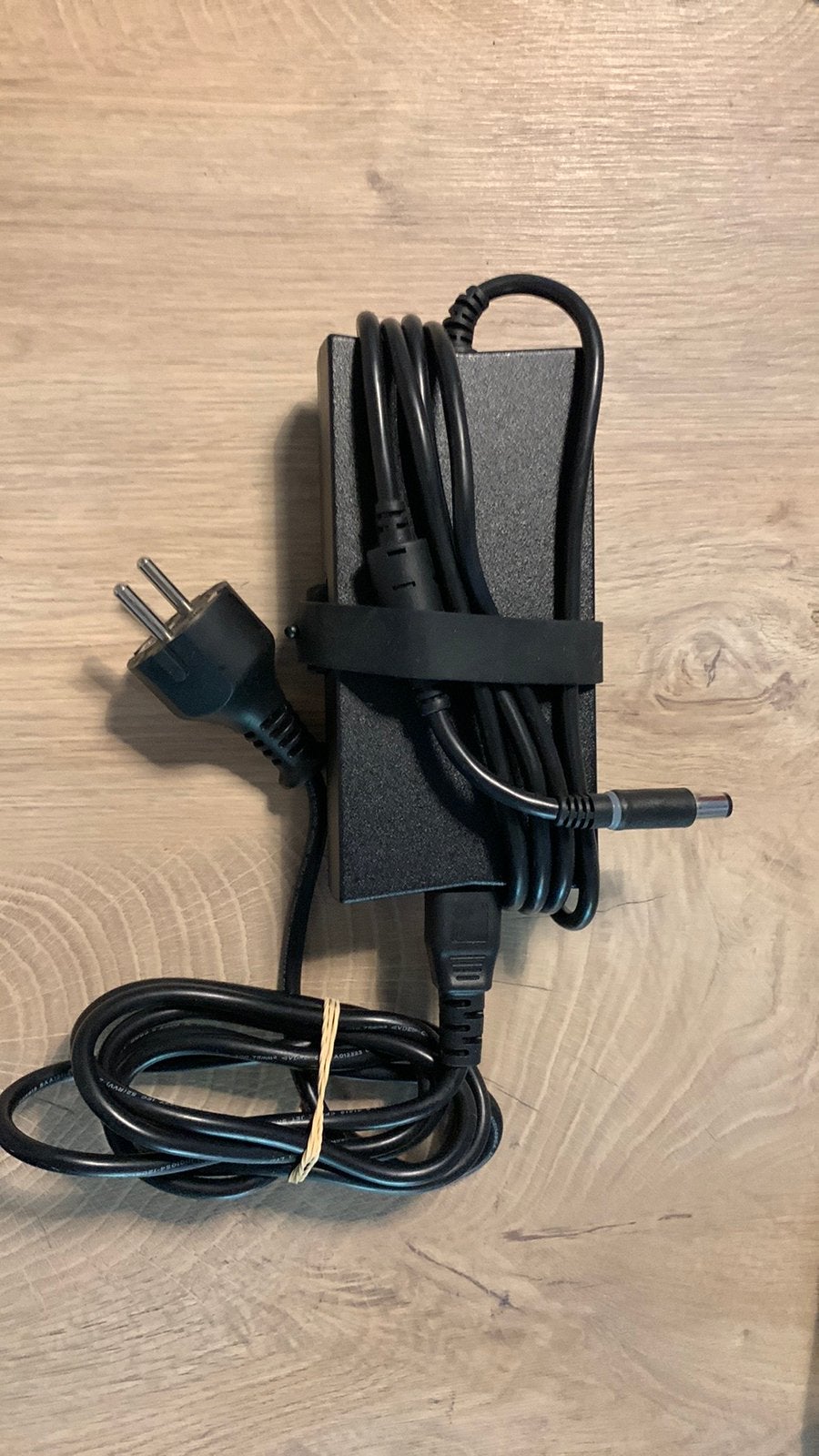Orginele Dell adapter centerpin (7,4x5,0), 130W, Computers en Software, Laptop-opladers, Ophalen of Verzenden, Gebruikt, Dell