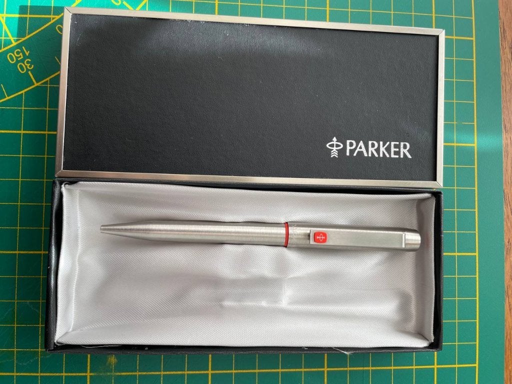 Parker 25 Orange (Red) Trim Ballpoint Pen, Collections, Enlèvement ou Envoi, Parker