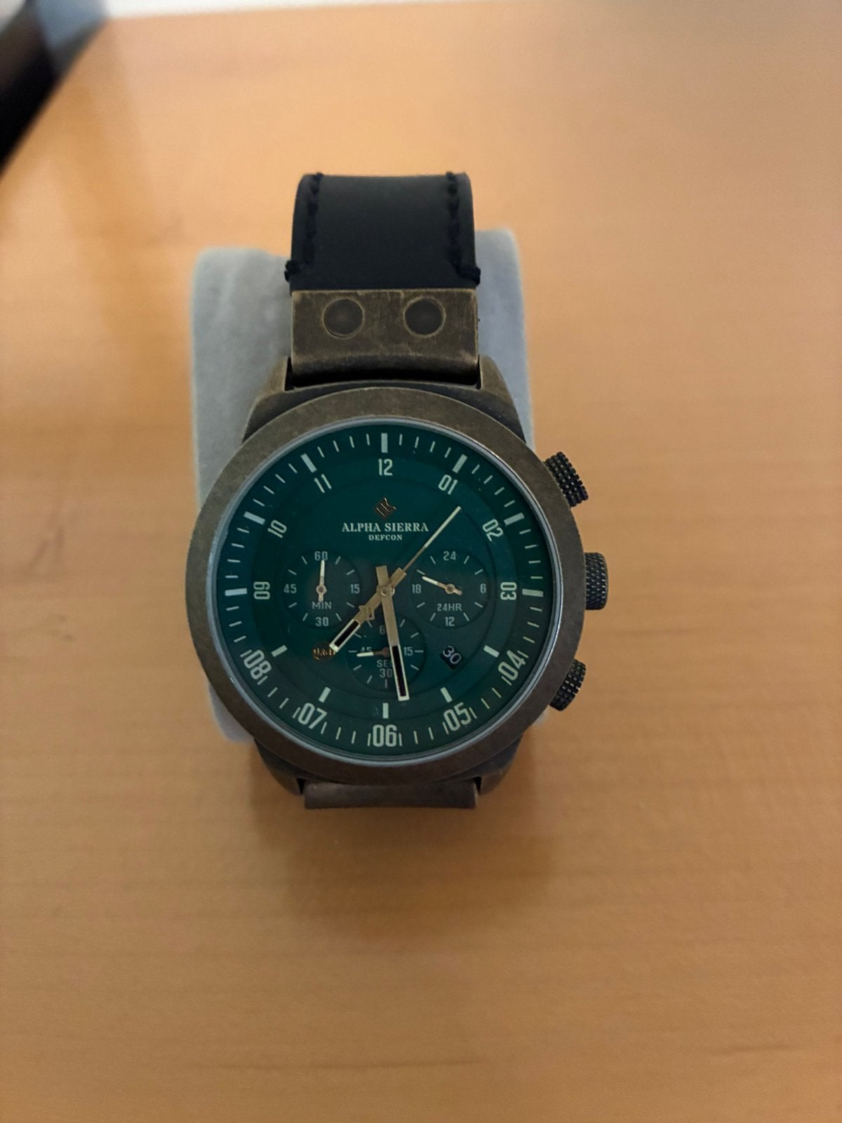 Horloge - Alpha Sierra Defcon, Bijoux, Sacs & Beauté, Enlèvement, Comme neuf, Montre-bracelet, Autres marques
