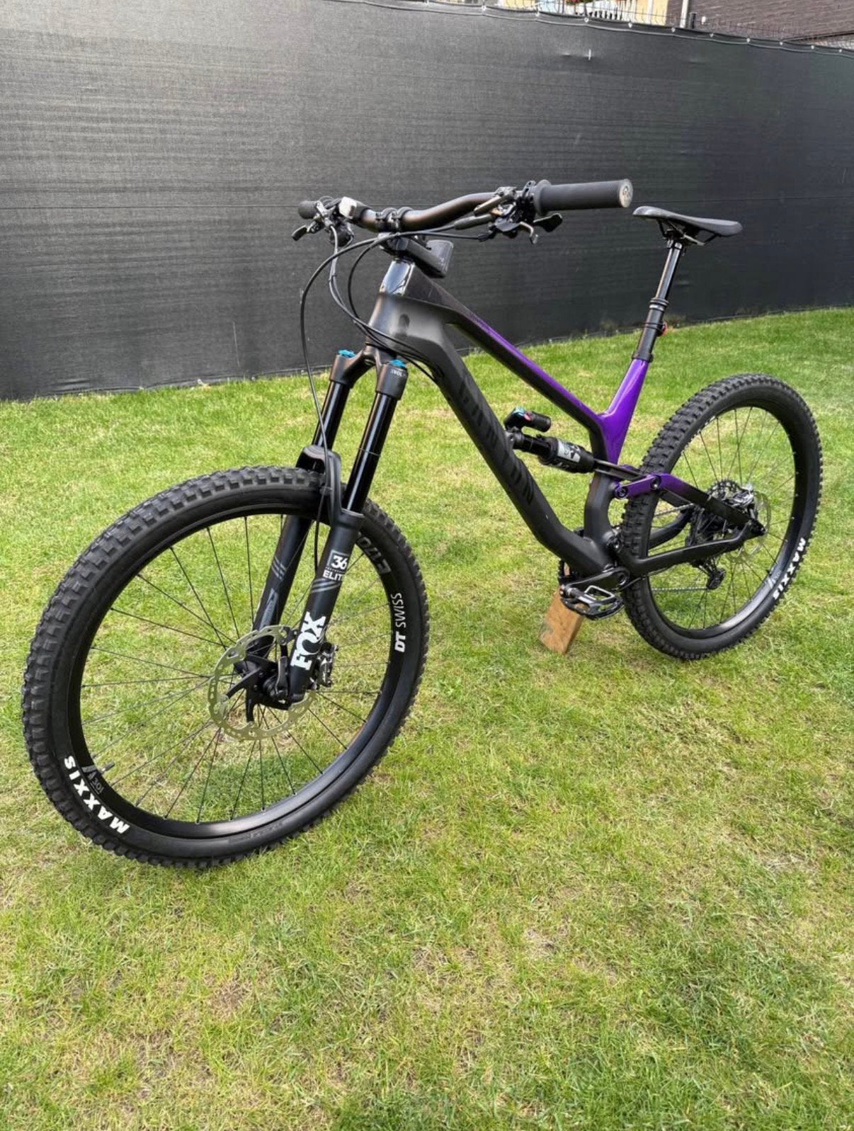 Canyon Torque CF 8.0 - Purple Carbon, VTT tout suspendu, Enlèvement ou Envoi, Comme neuf