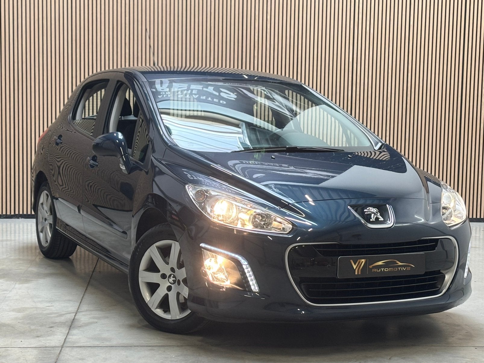 Peugeot 308 1.6 benzine automaat 1jaar garantie, Auto's, Automaat, Euro 5, Stof, Zwart