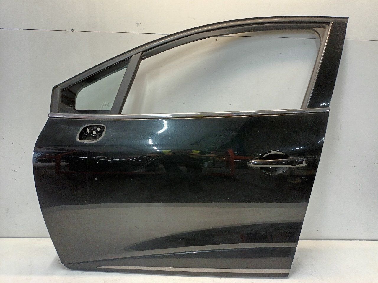 Portier links voor Renault Clio, Autos : Pièces & Accessoires, Onderdelen@venauto.nl, Van der Ven Autorecycling B.V., Ettenseweg 76, 4706 PB Roosendaal, The Netherlands