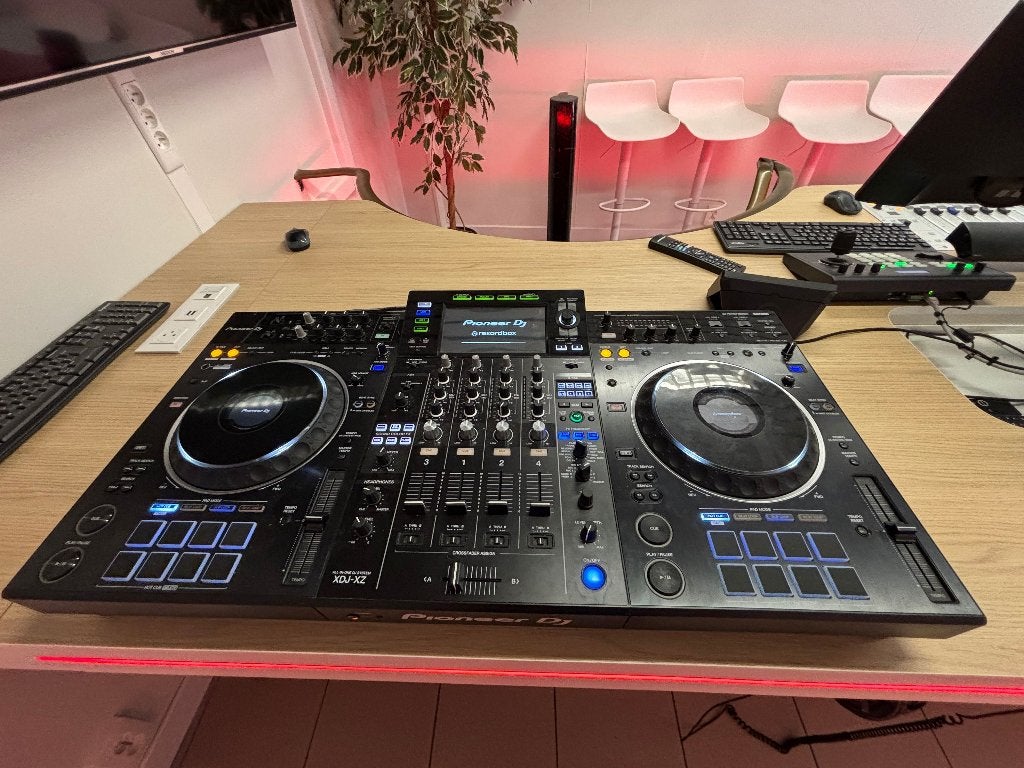 pioneer XDJ-XZ all in one in nieuwstaat, Musique & Instruments, Enlèvement, Comme neuf, DJ-Set, Pioneer
