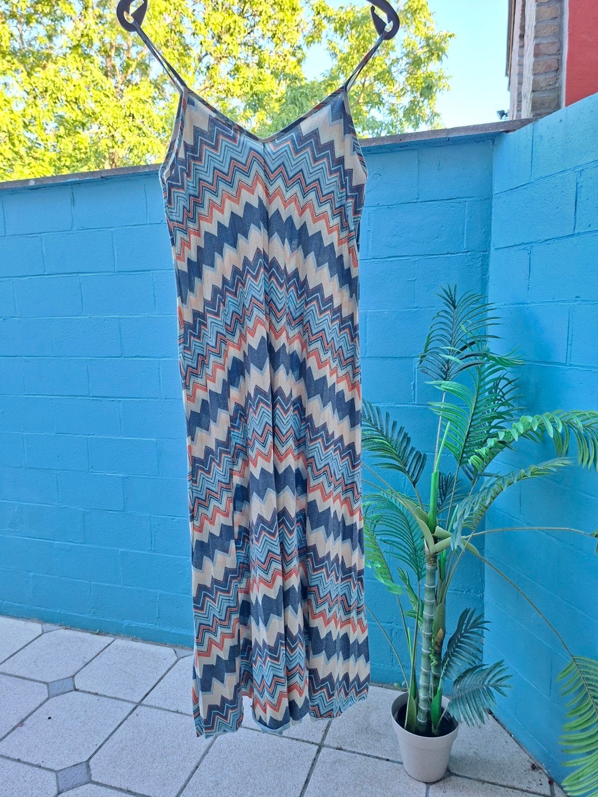 *Neuve* Jolie robe ample et fluide avec fines bretelles, Neuf, Taille 38/40 (M), Enlèvement ou Envoi, New collection