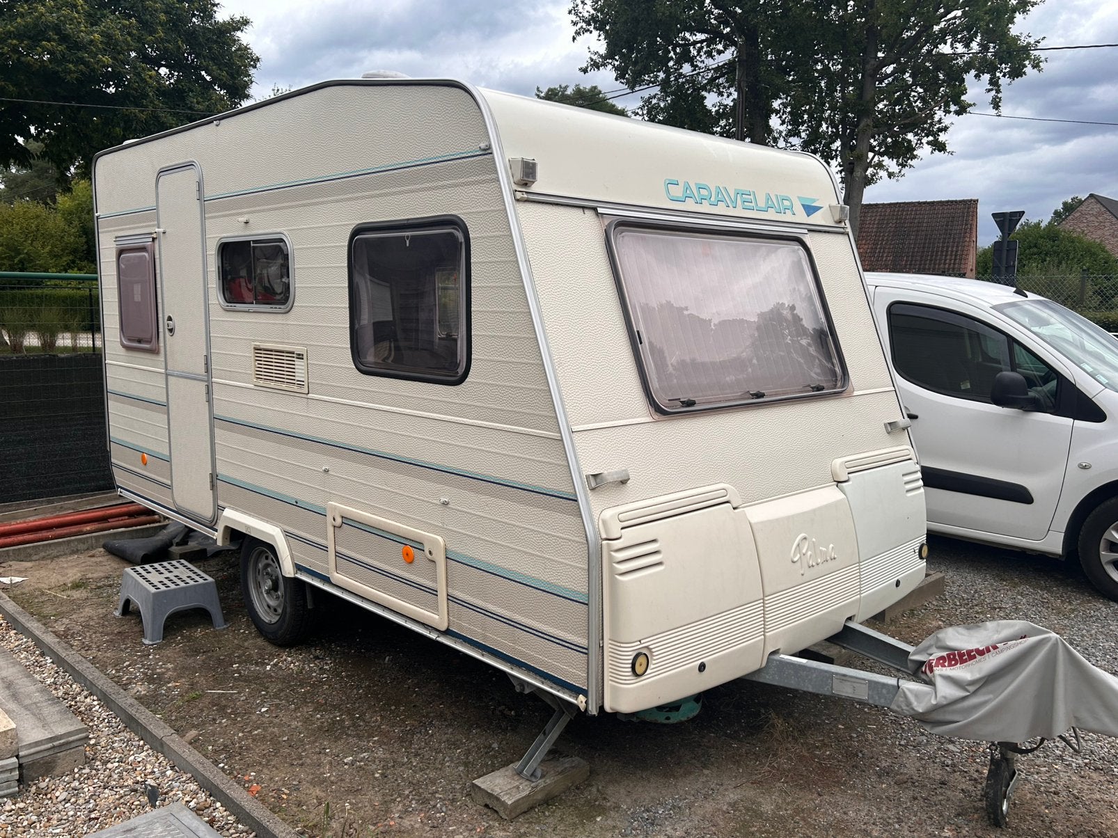 Nette & Compacte Caravelair Caravan, Caravans en Kamperen, Caravans, Particulier, Fietsenrek, Caravelair