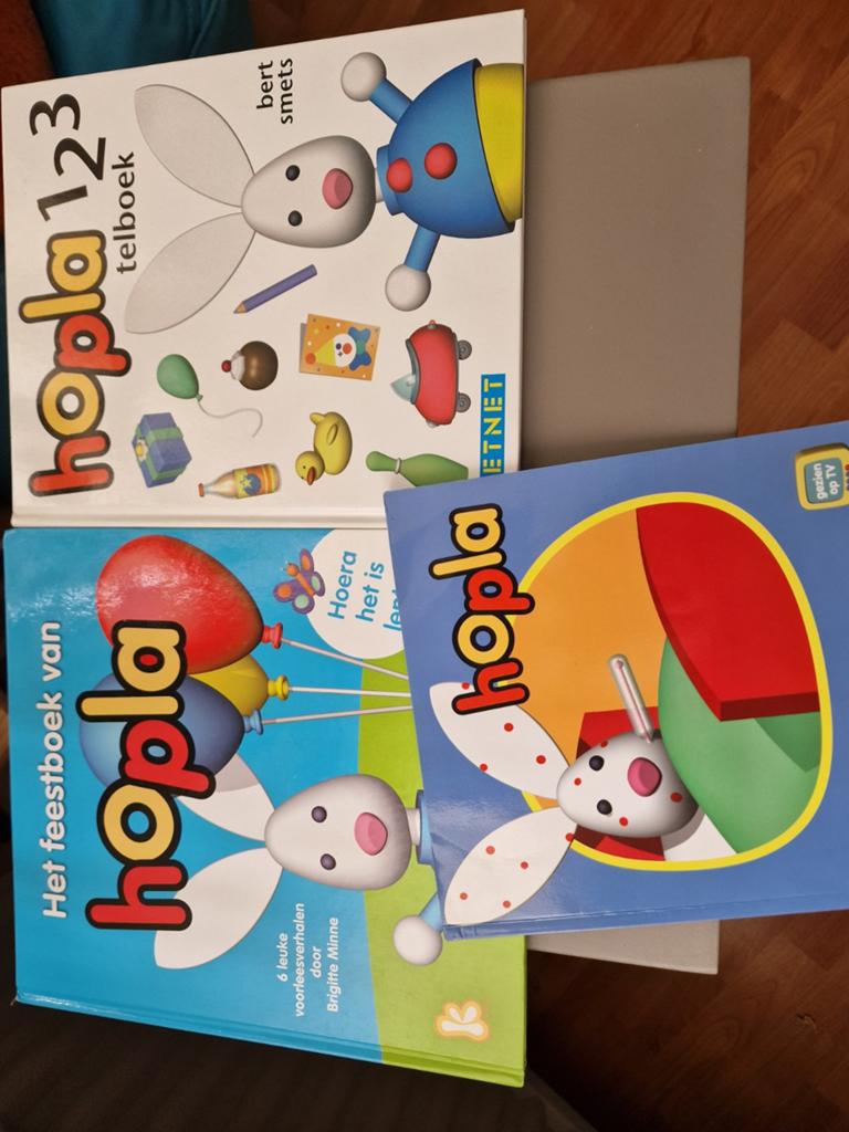 Hopla boeken., Ophalen