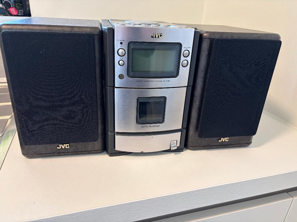 Chaîne stéréo JVC Mini avec radio, CD, cassette, Haut-parleurs, JVC, Enlèvement, Utilisé