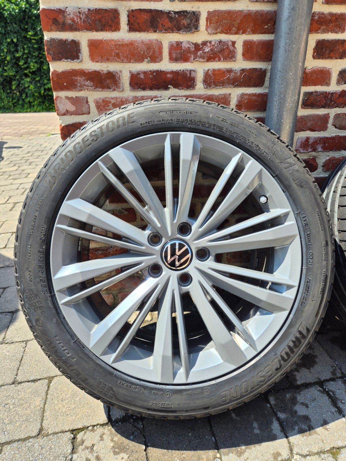 Vw Liverpool velgen 18" - Bridgestone banden, Ophalen, 18 inch, Gebruikt, Banden en Velgen