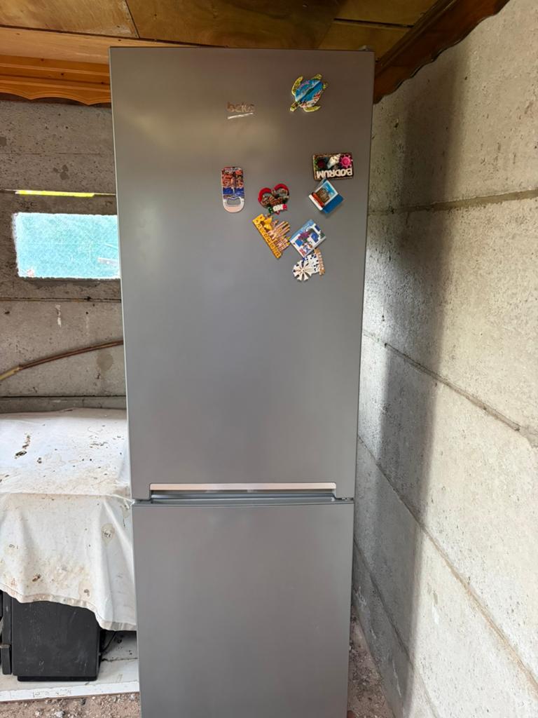 Koelkast van het merk Beko., Ophalen, Zo goed als nieuw