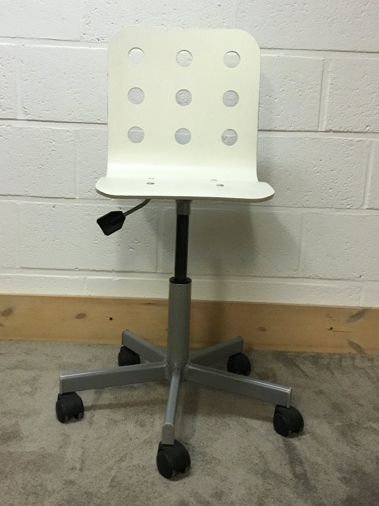 Chaise de bureau pour enfant, Enfants & Bébés, Enlèvement, Utilisé, Chaise évolutive