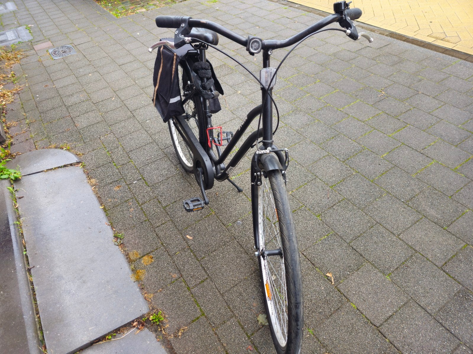 Vélo de ville B'Twin (Decathlon) avec sacoches, Velgrem, 47 tot 50 cm, Ophalen, Overige merken