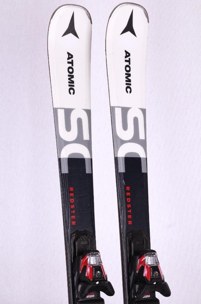142 skis ATOMIC REDSTER SC 2023, Sports & Fitness, Ski & Ski de fond, Utilisé, Skis, Atomic, Carving, Enlèvement ou Envoi