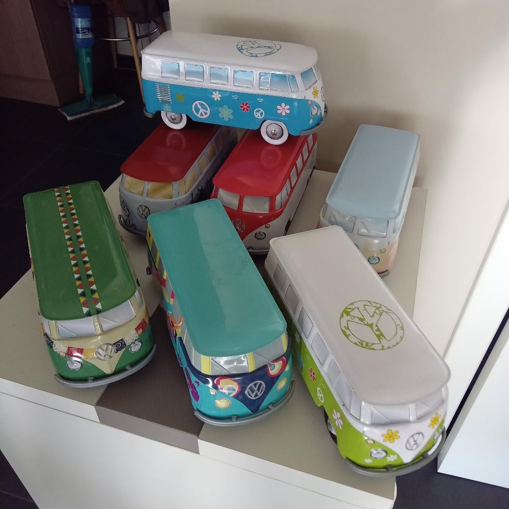 LOT BLIKKEN VOLKSWAGEN BUS TYPE I  -1/18, Verzenden