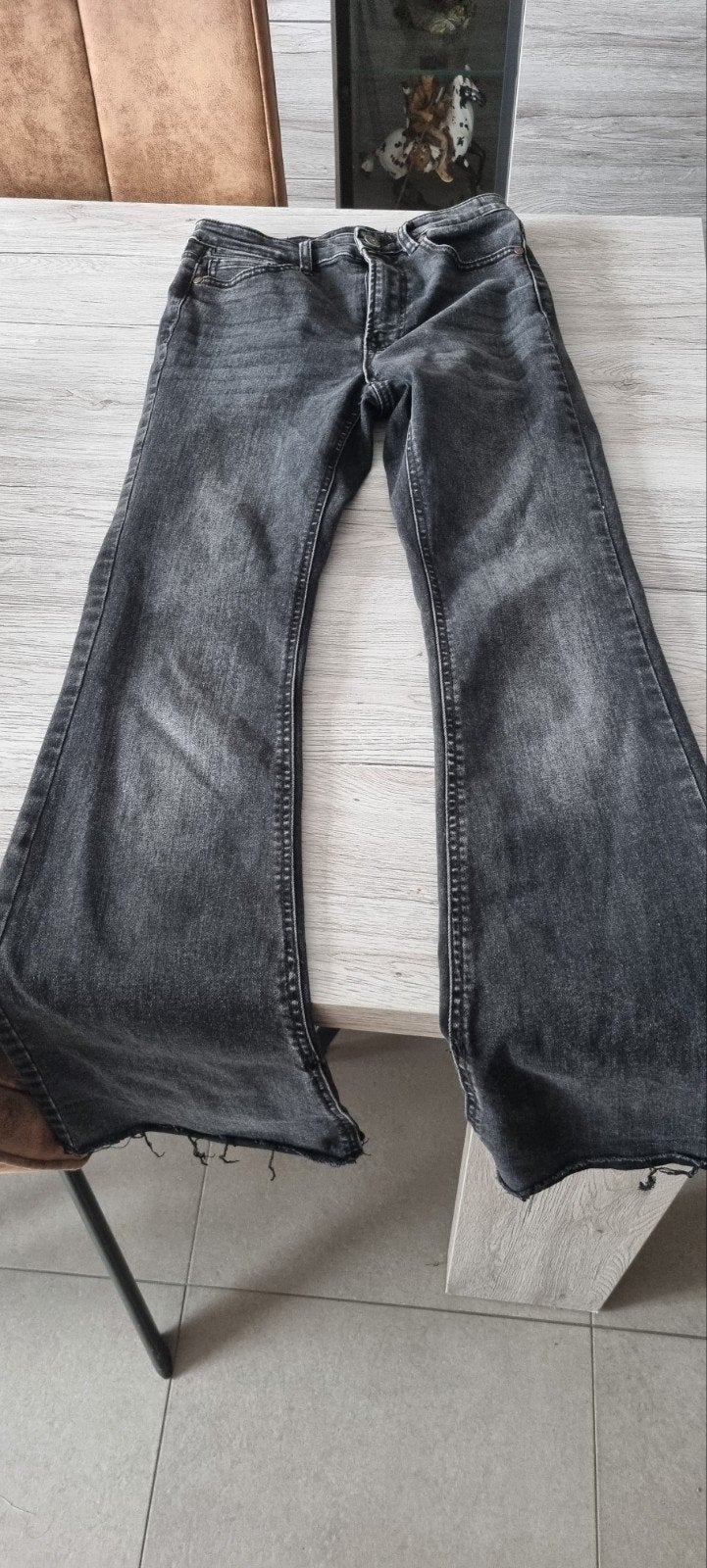zwarte jeans broek maat 36 Stradivarius, Vêtements | Femmes, Jeans, Enlèvement