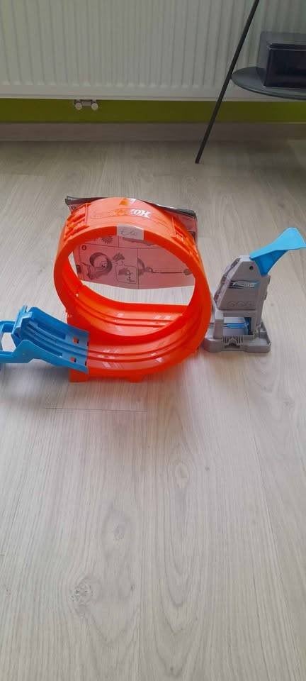 Hot wheels looping, Kinderen en Baby's, Speelgoed | Racebanen, Ophalen, Onderdelen, Zo goed als nieuw, Hot Wheels