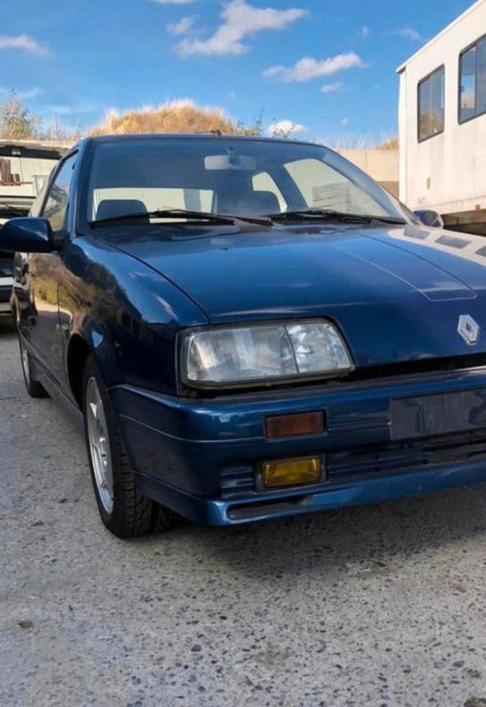 Beschikbare motor: Renault 1.9 16v fase 1 178.000 km van jul, Particulier, Te koop