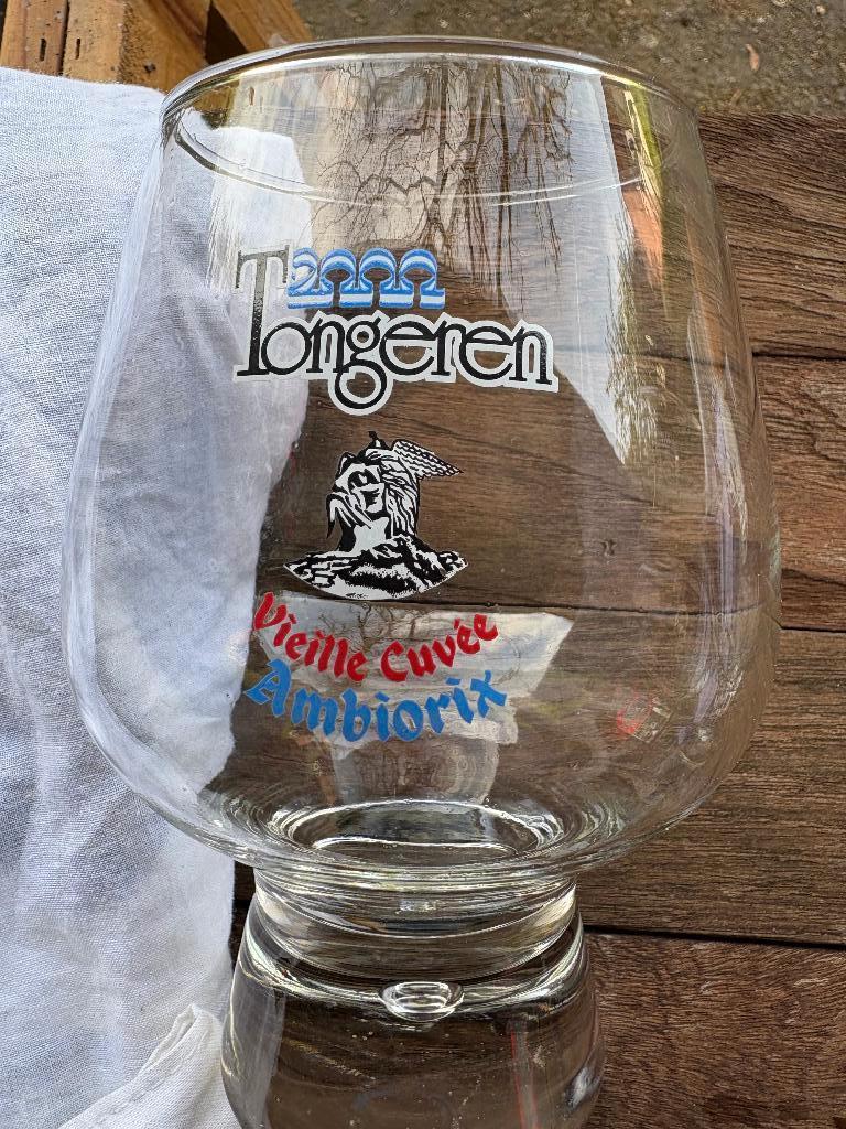 Tongeren 2000 Vieille Cuvée Ambiorix, Verzamelen, Ophalen of Verzenden, Zo goed als nieuw, Glas of Glazen, Overige merken