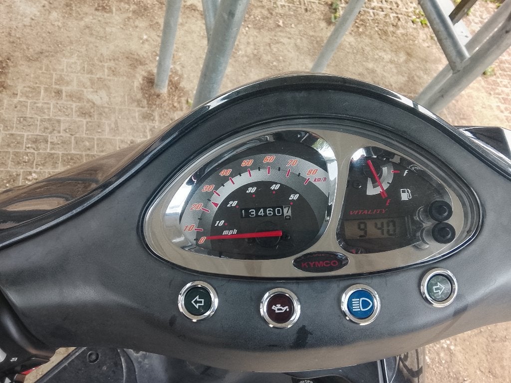 Scooter, Fietsen en Brommers, Ophalen of Verzenden, Zo goed als nieuw, Benzine, Overige modellen