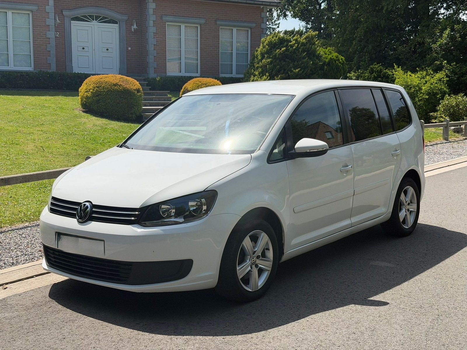 VW Touran 1.6 TDI Automatique DSG 7 Places 2015, Autos, Euro 5, Carnet d'entretien, Noir, Diesel