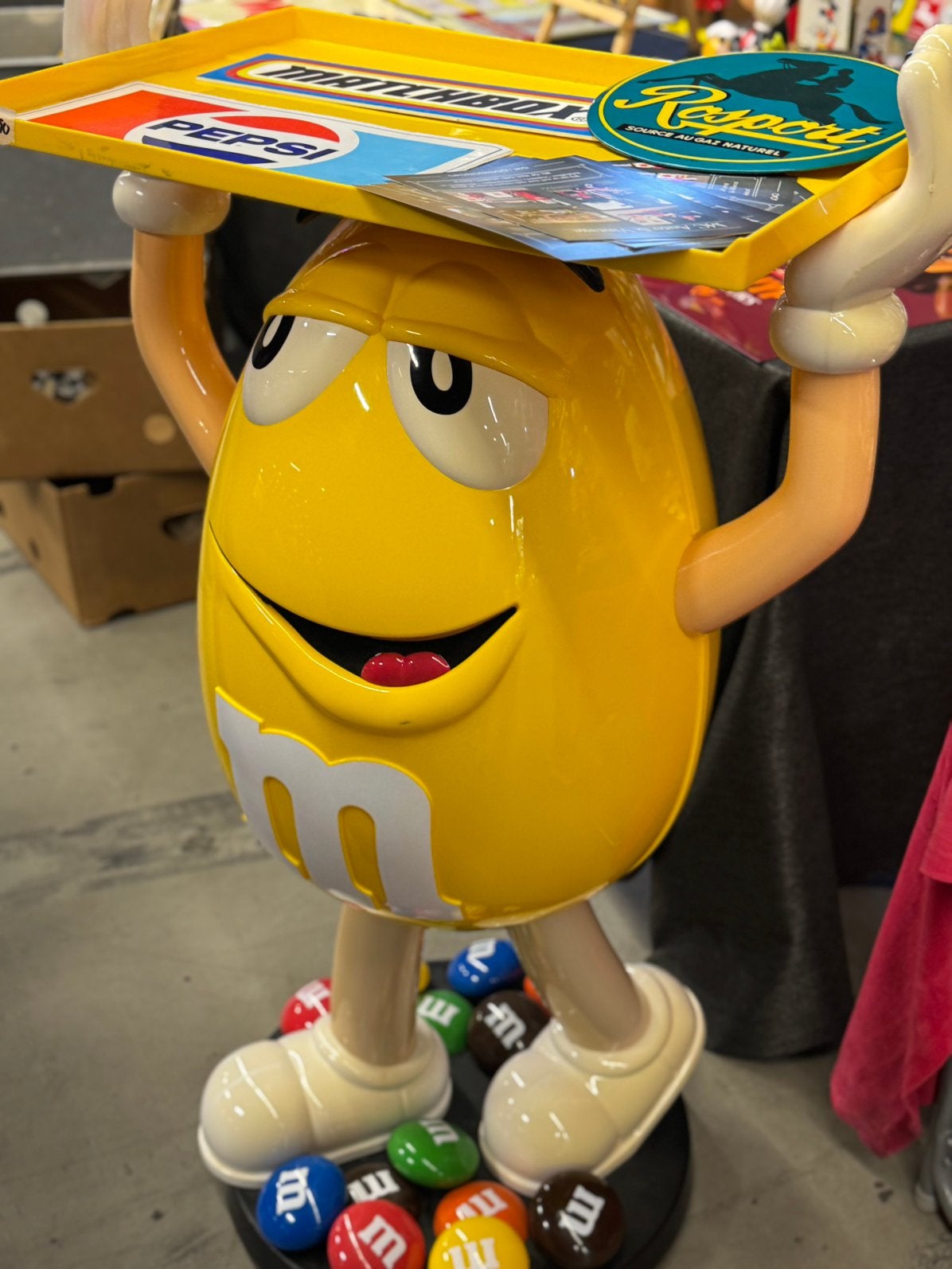 M&M Geel reclame beeld / display, Verzamelen, Ophalen, Reclamebord, Gebruikt, .