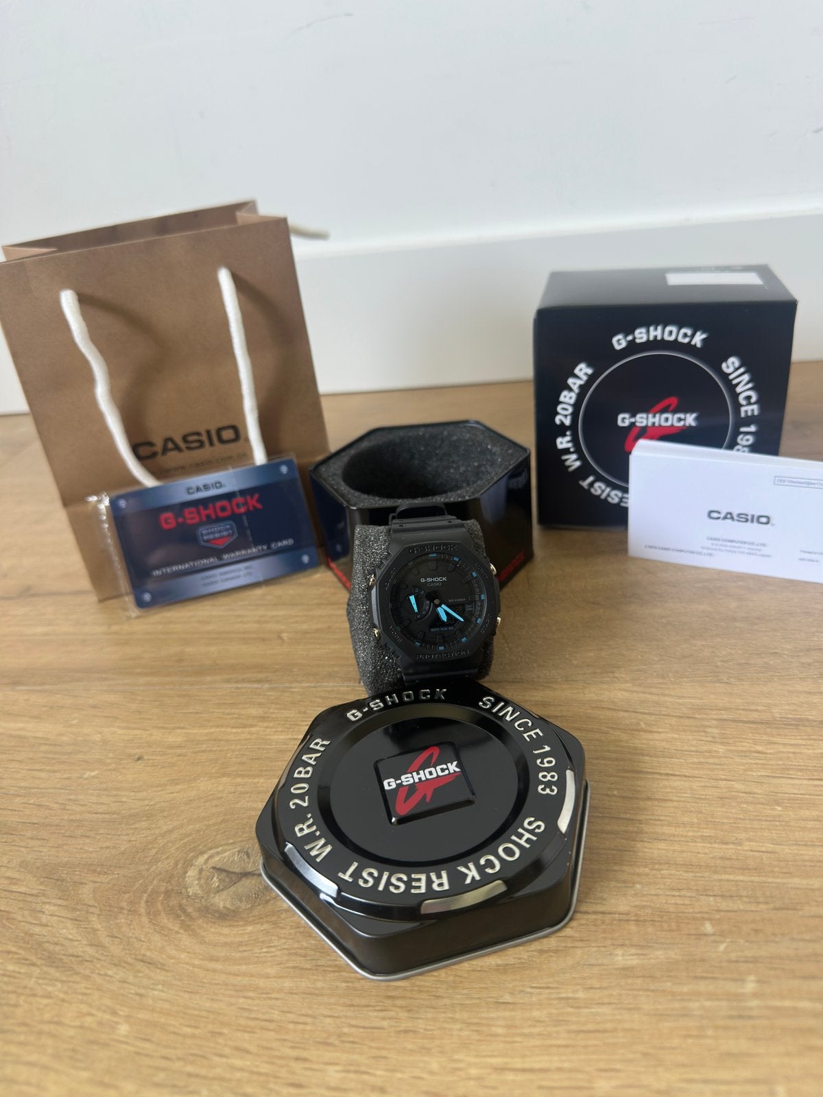 G-Shock GA-2100 Zwart Blauw, Ophalen, Waterdicht, Zo goed als nieuw, Blauw