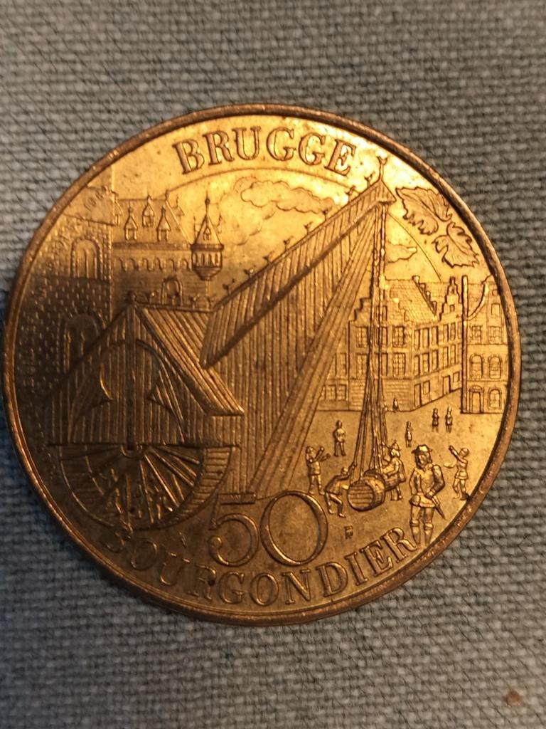 50 Bourgondiër, Ophalen of Verzenden