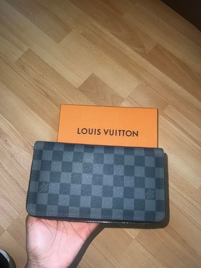 Portefeuille Louis Vuitton, Handtassen en Accessoires, Portemonnees, Overige merken, Verzenden, Zwart, Zo goed als nieuw
