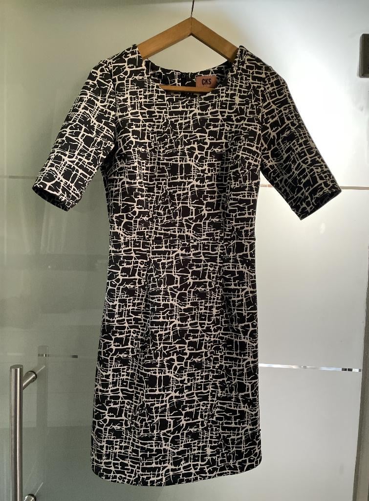 CKS Jurk, Kleding | Dames, Zwart, Ophalen of Verzenden, Zo goed als nieuw, Knielengte