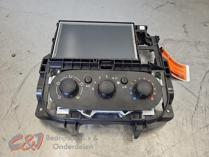 Affichage navigation d'un Opel Vivaro, -, Opel, 3 mois de garantie, Utilisé