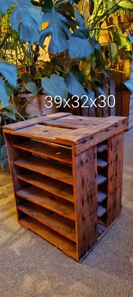 Armoire/armoire de rangement décorative en bois rustique, Antiquités & Art, Enlèvement