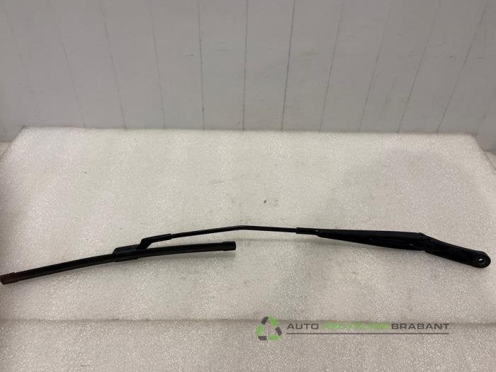 Bras essuie-glace avant d'un Volkswagen Polo, Volkswagen, -, 3 mois de garantie, Utilisé