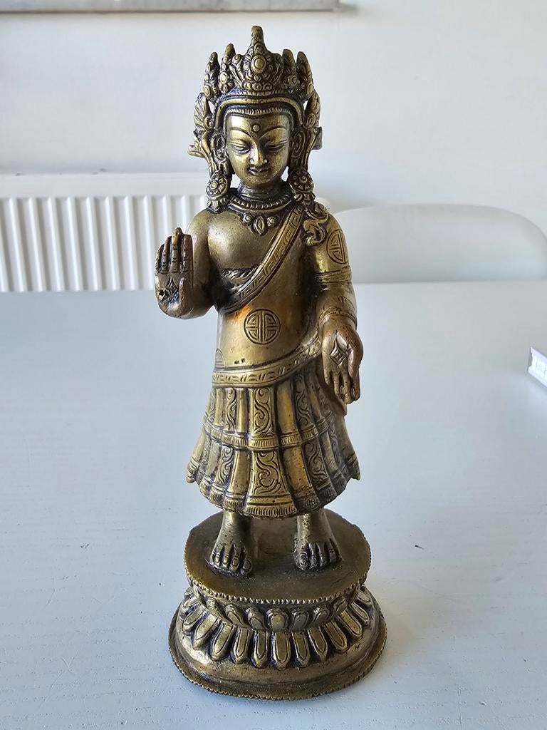 Bodhisattva en bronze du Tibet, Enlèvement ou Envoi