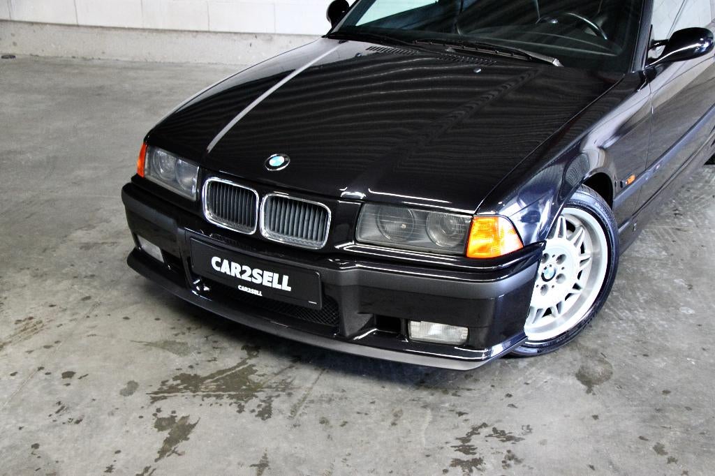 BMW M3 E36 Coupé 3.0 benzine manueel ***OLDTIMER***, Auto's, 4 zetels, Achterwielaandrijving, https://public.car-pass.be/vhr/64b03d82-3a36-4f21-a678-1fcd5489f2fd