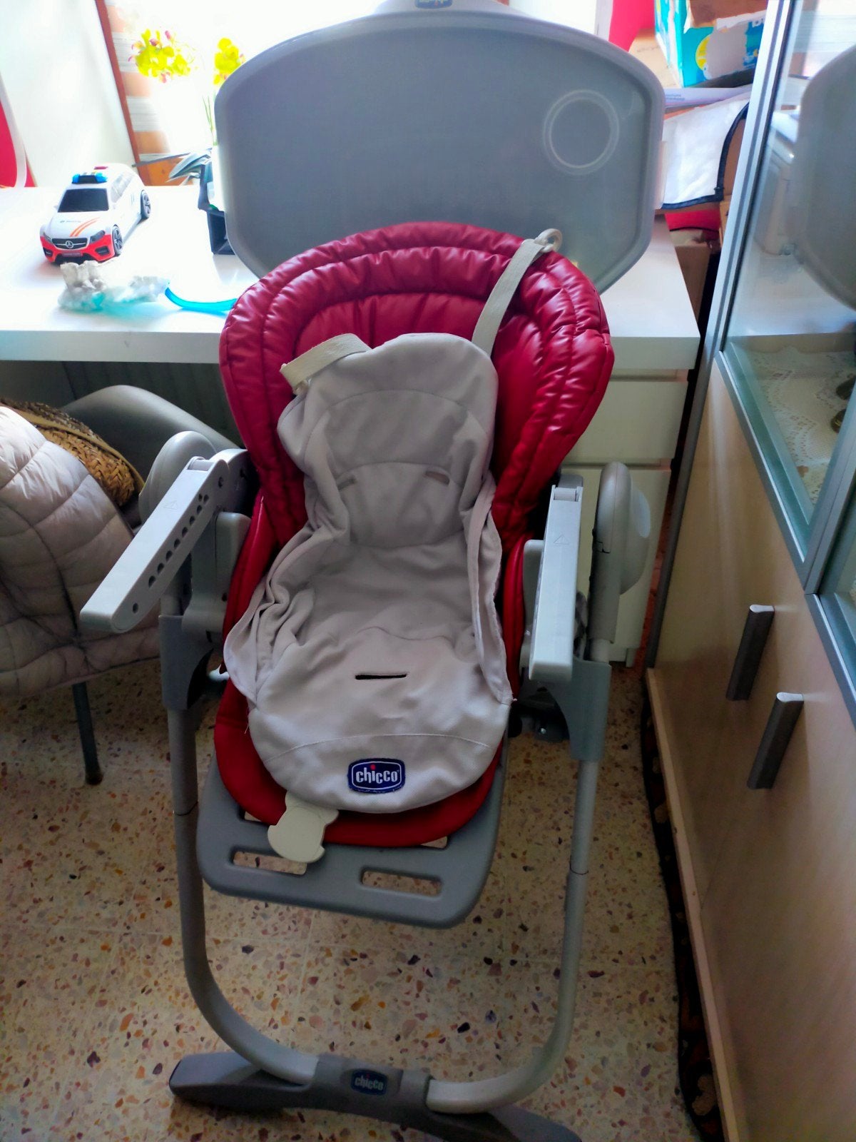 chaise chicco, Enlèvement