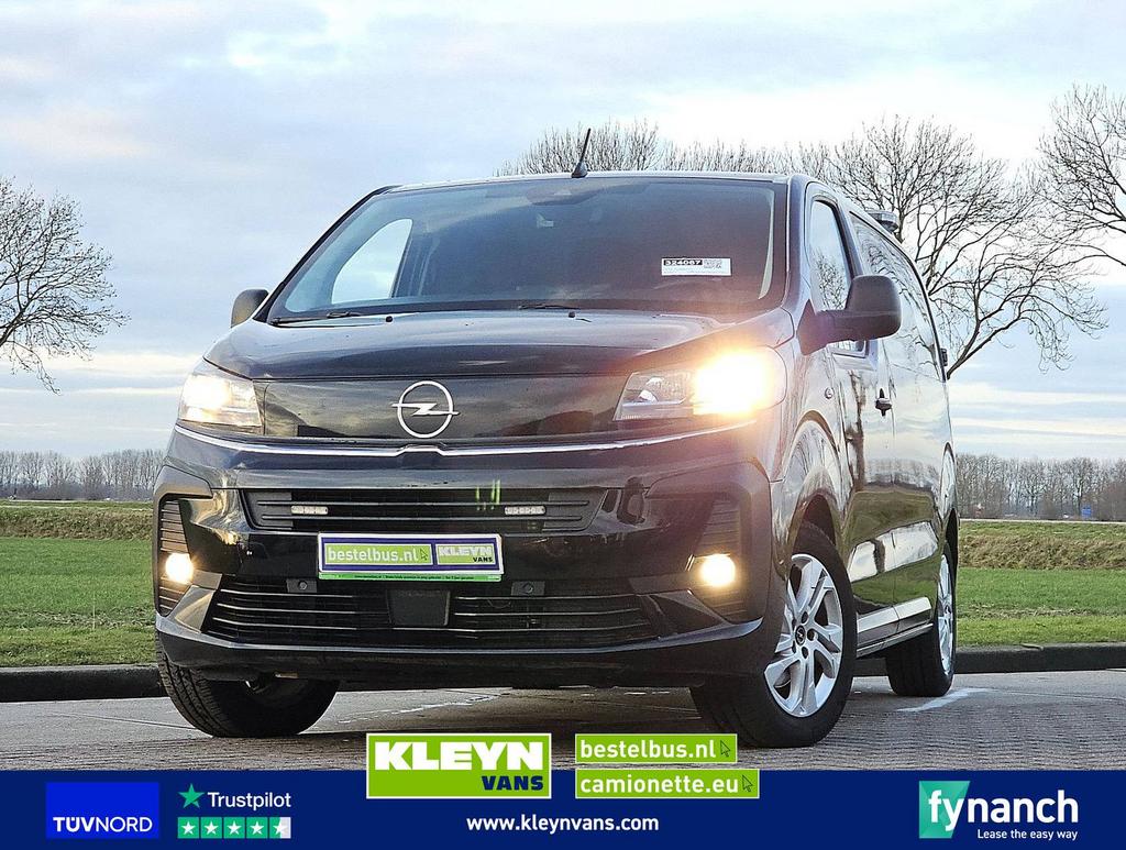 Opel VIVARO 2.0 ac automaat EURO6, Auto's, Bestelwagens en Lichte vracht, Automaat, Zwart, Bedrijf, Te koop